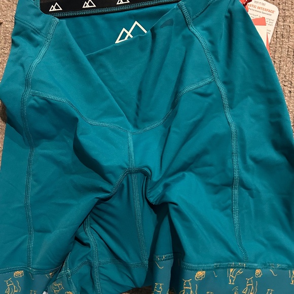 Wild Rye Chammy - Picture 1 of 3